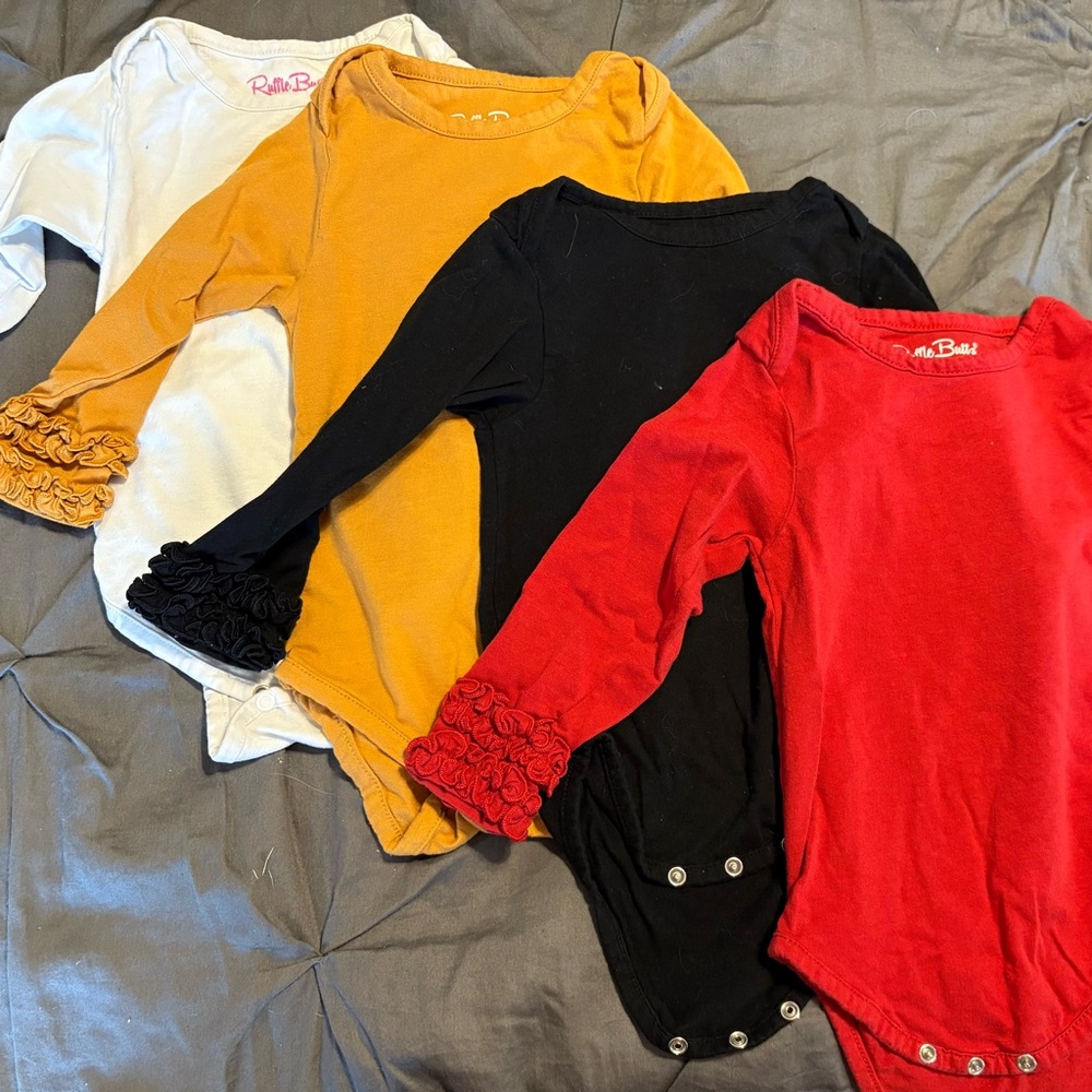Ruffle Butts Baby Bodysuits Set